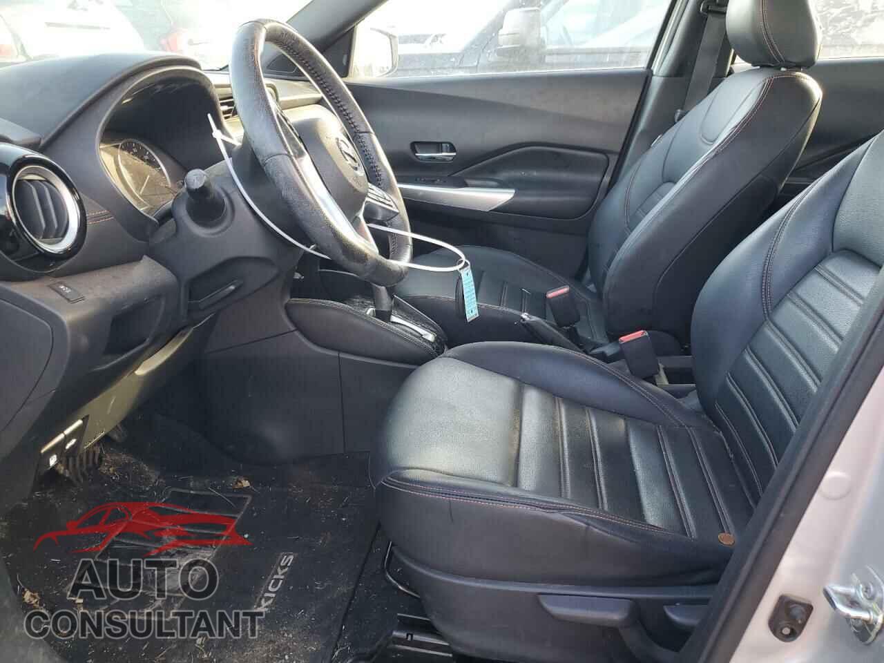 NISSAN KICKS 2019 - 3N1CP5CU3KL542903