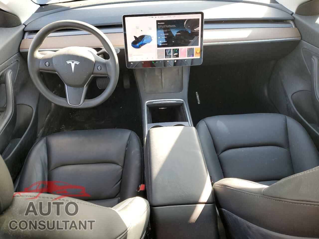 TESLA MODEL 3 2021 - 5YJ3E1EA8MF837074