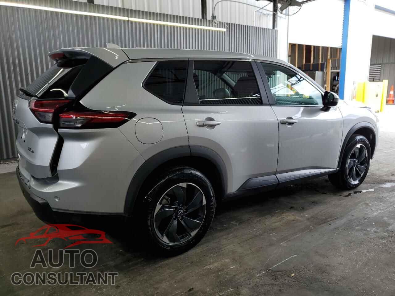 NISSAN ROGUE 2024 - 5N1BT3BB2RC684928