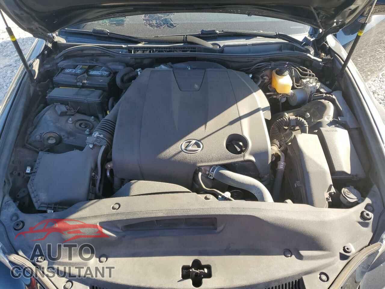 LEXUS IS 2015 - JTHBF1D29F5060054