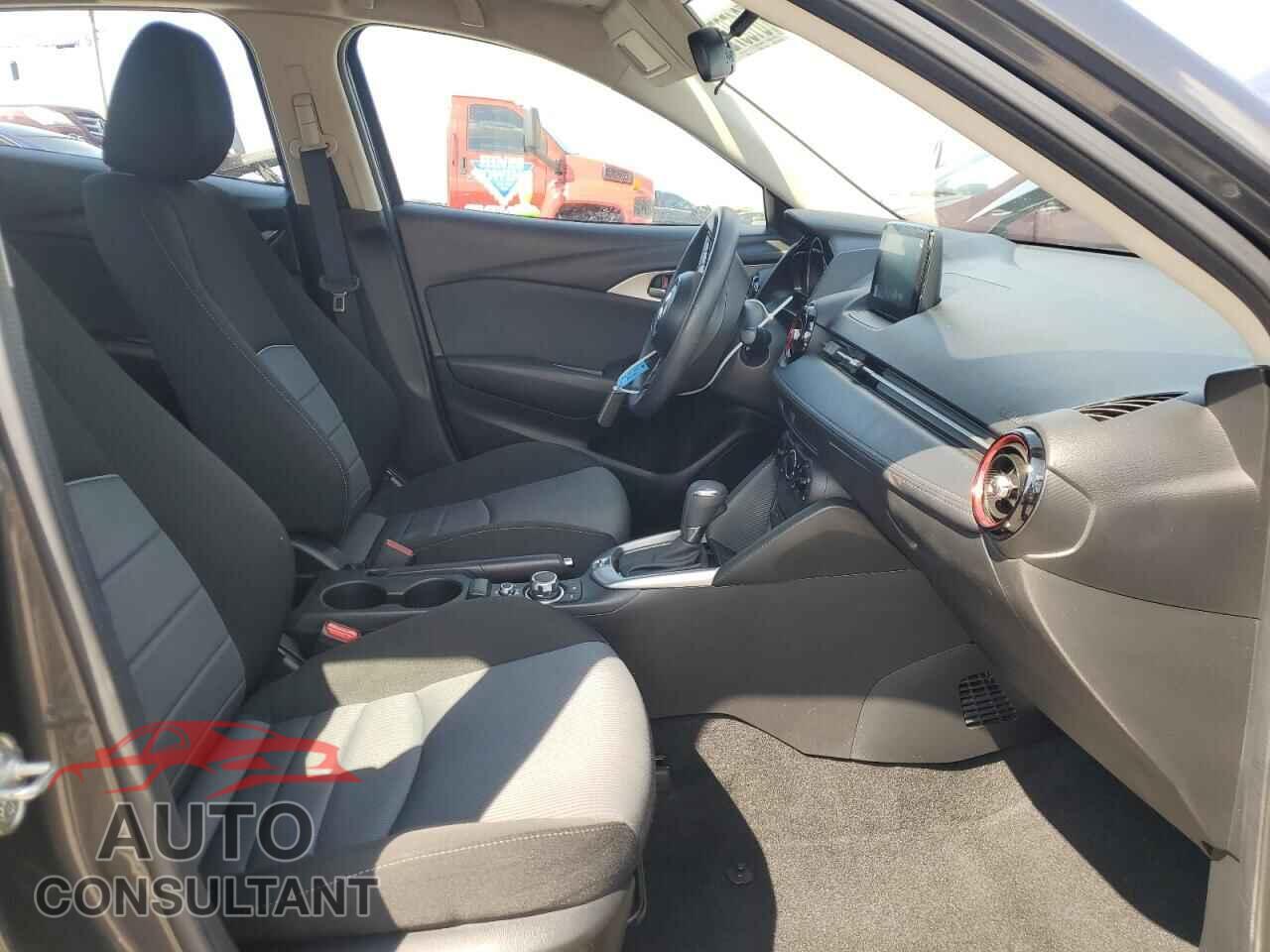 MAZDA CX-3 2018 - JM1DKDB74J0331517