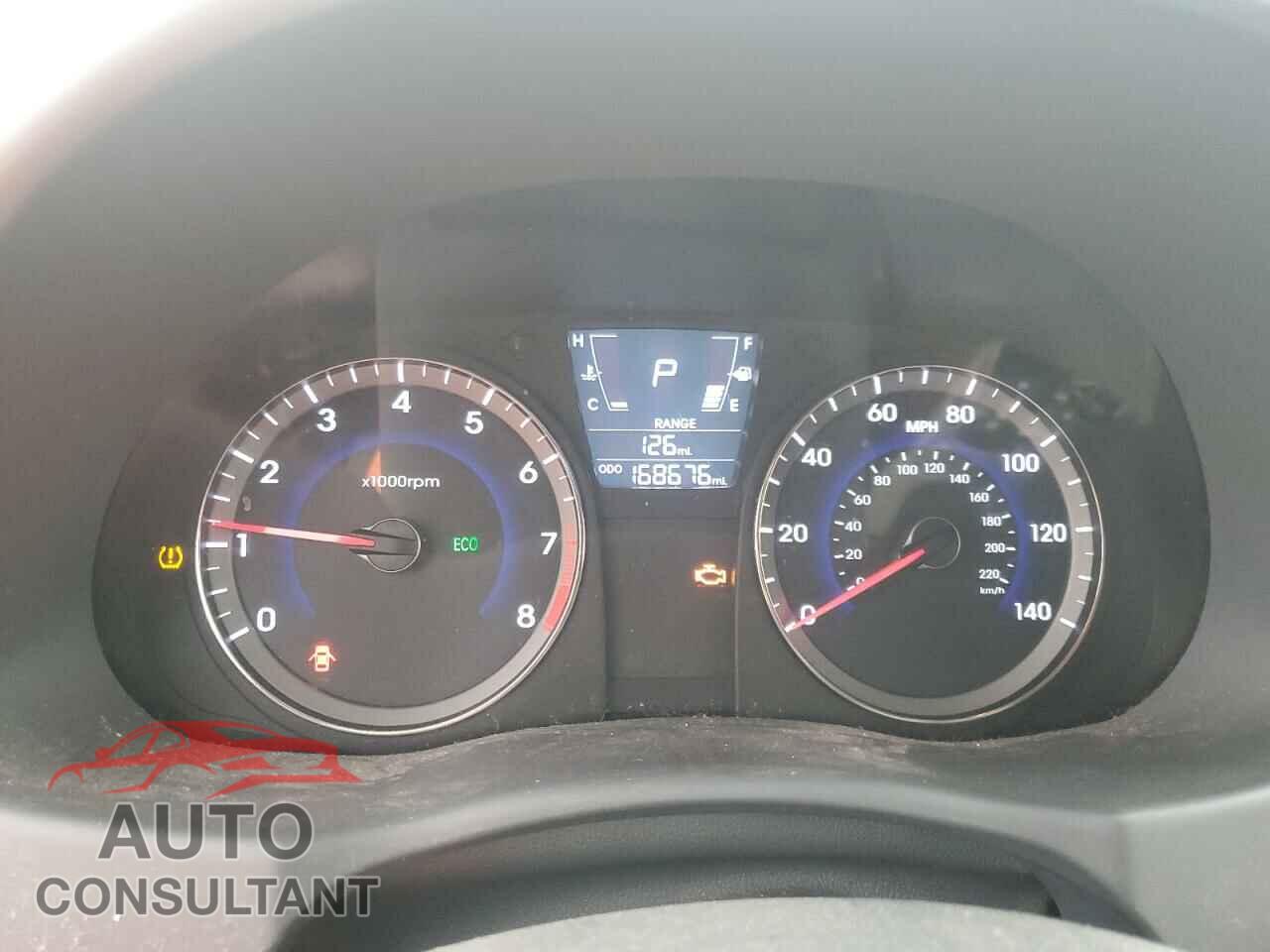 HYUNDAI ACCENT 2013 - KMHCU4AE5DU426120