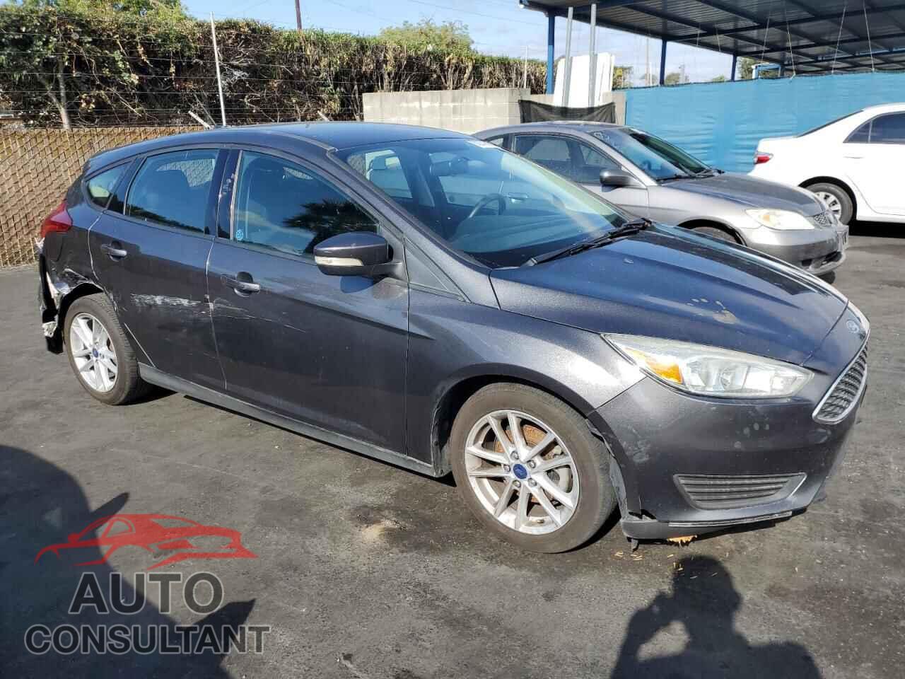 FORD FOCUS 2016 - 1FADP3K22GL339130