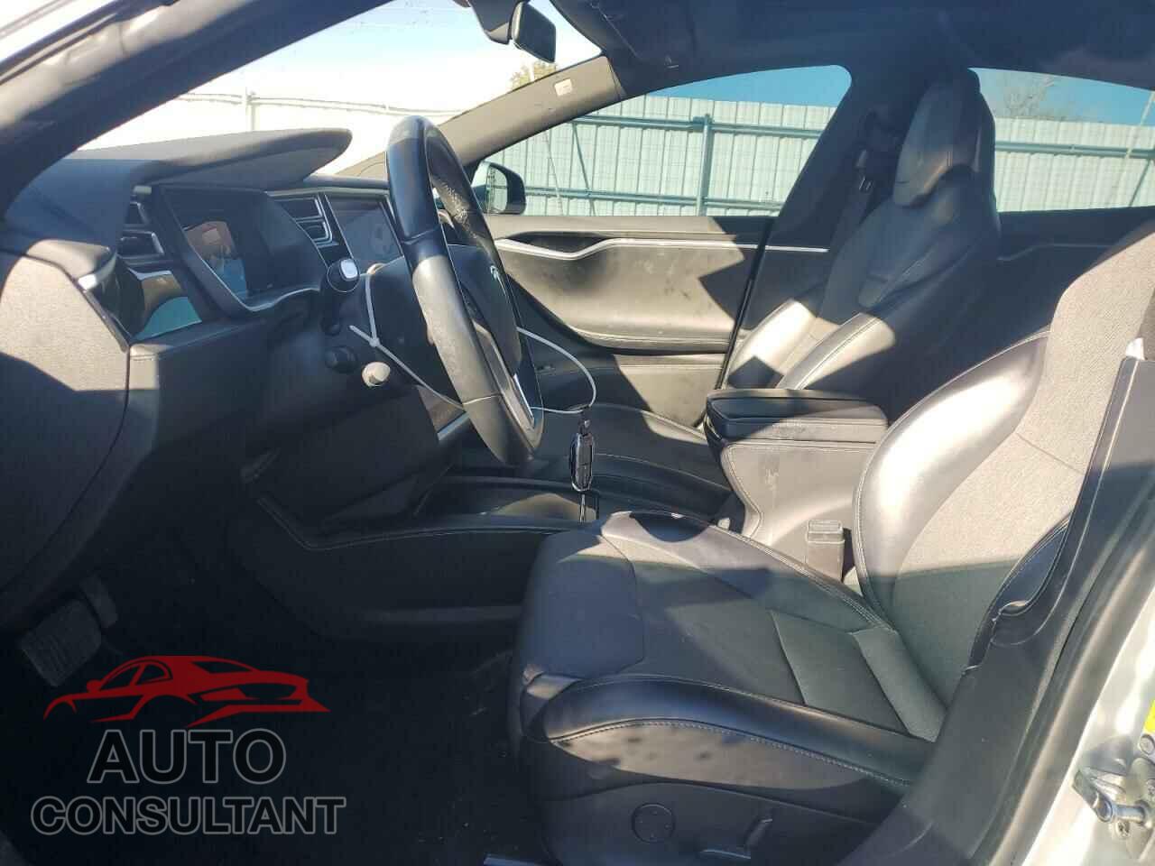 TESLA MODEL S 2017 - 5YJSA1E28HF211112
