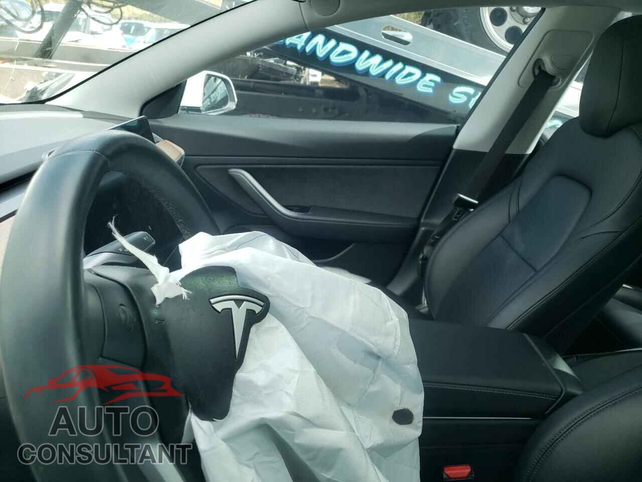 TESLA MODEL 3 2018 - 5YJ3E1EA4JF062350