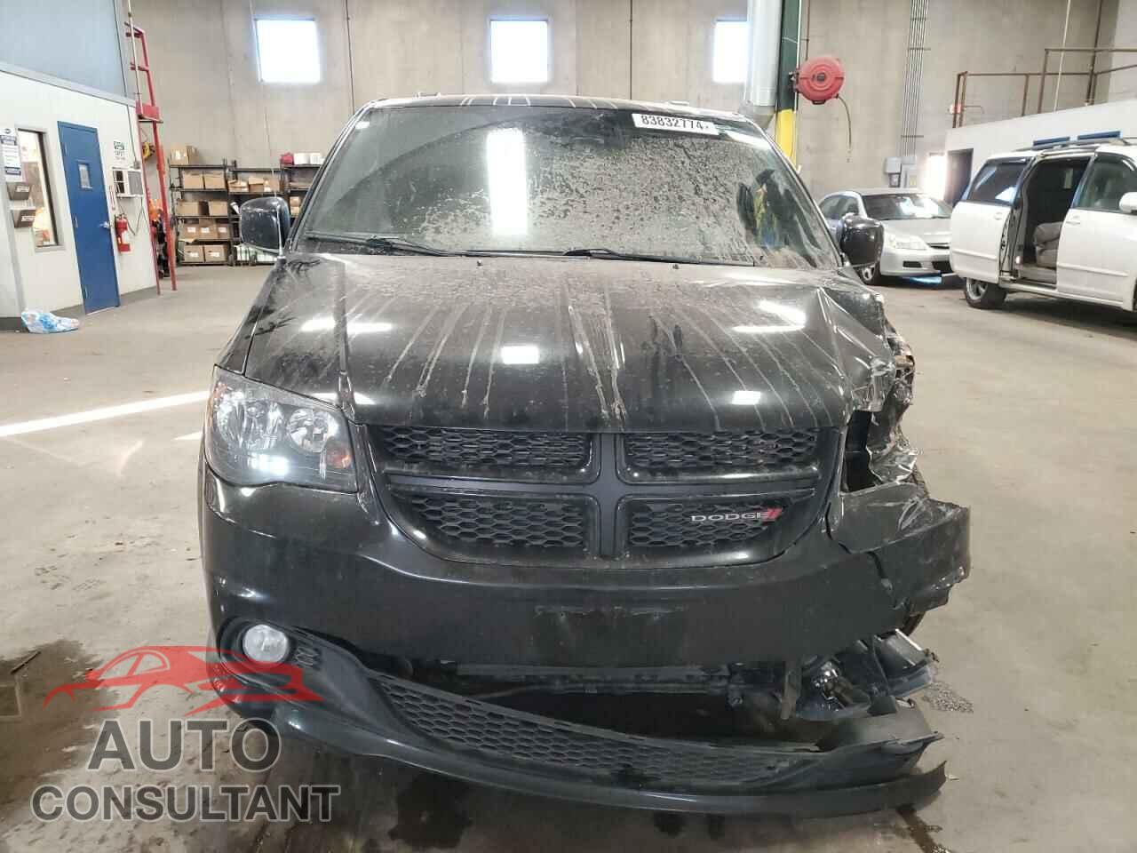 DODGE CARAVAN 2015 - 2C4RDGEG2FR511153