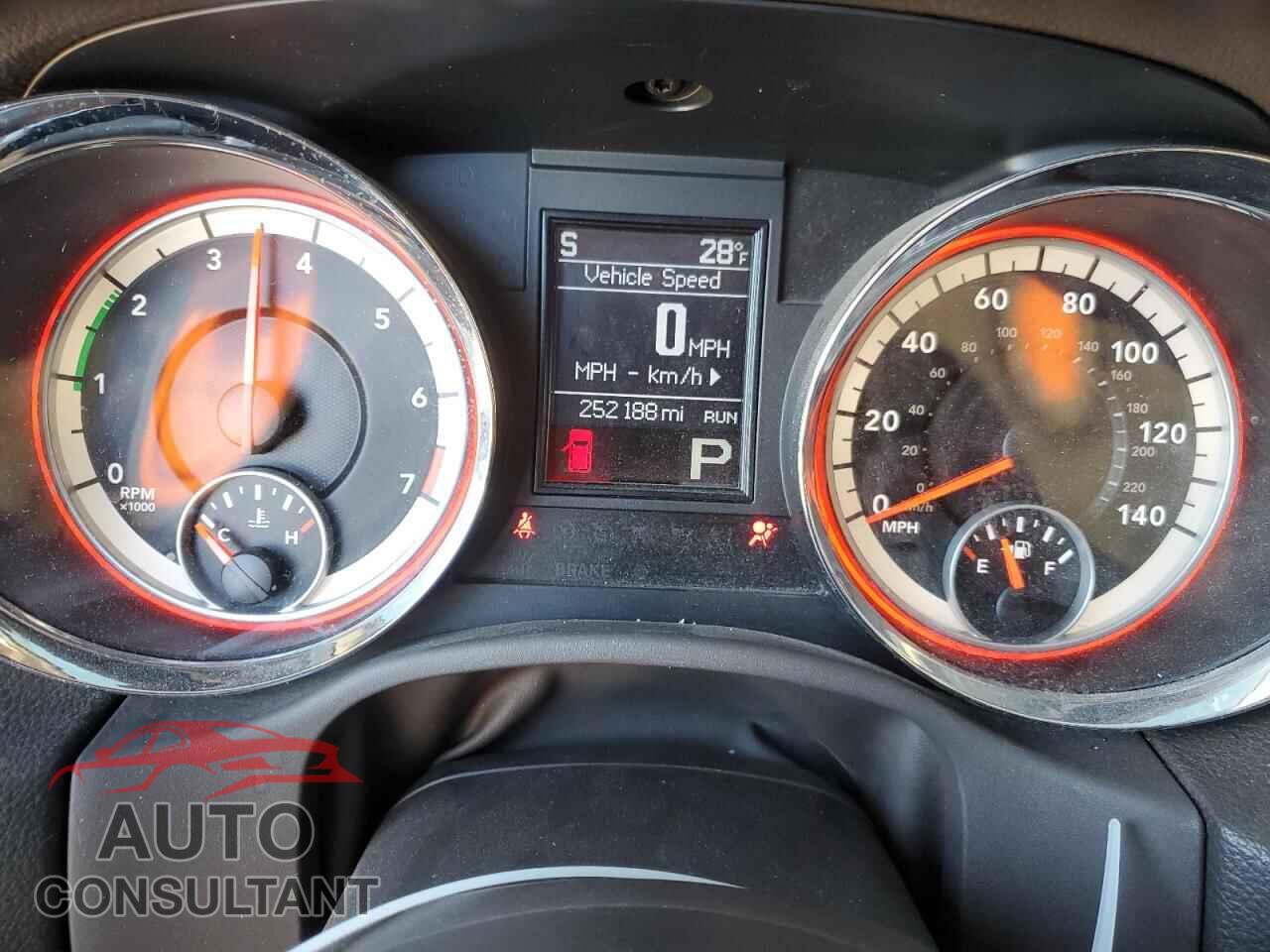 DODGE DURANGO 2013 - 1C4RDJDG0DC676445