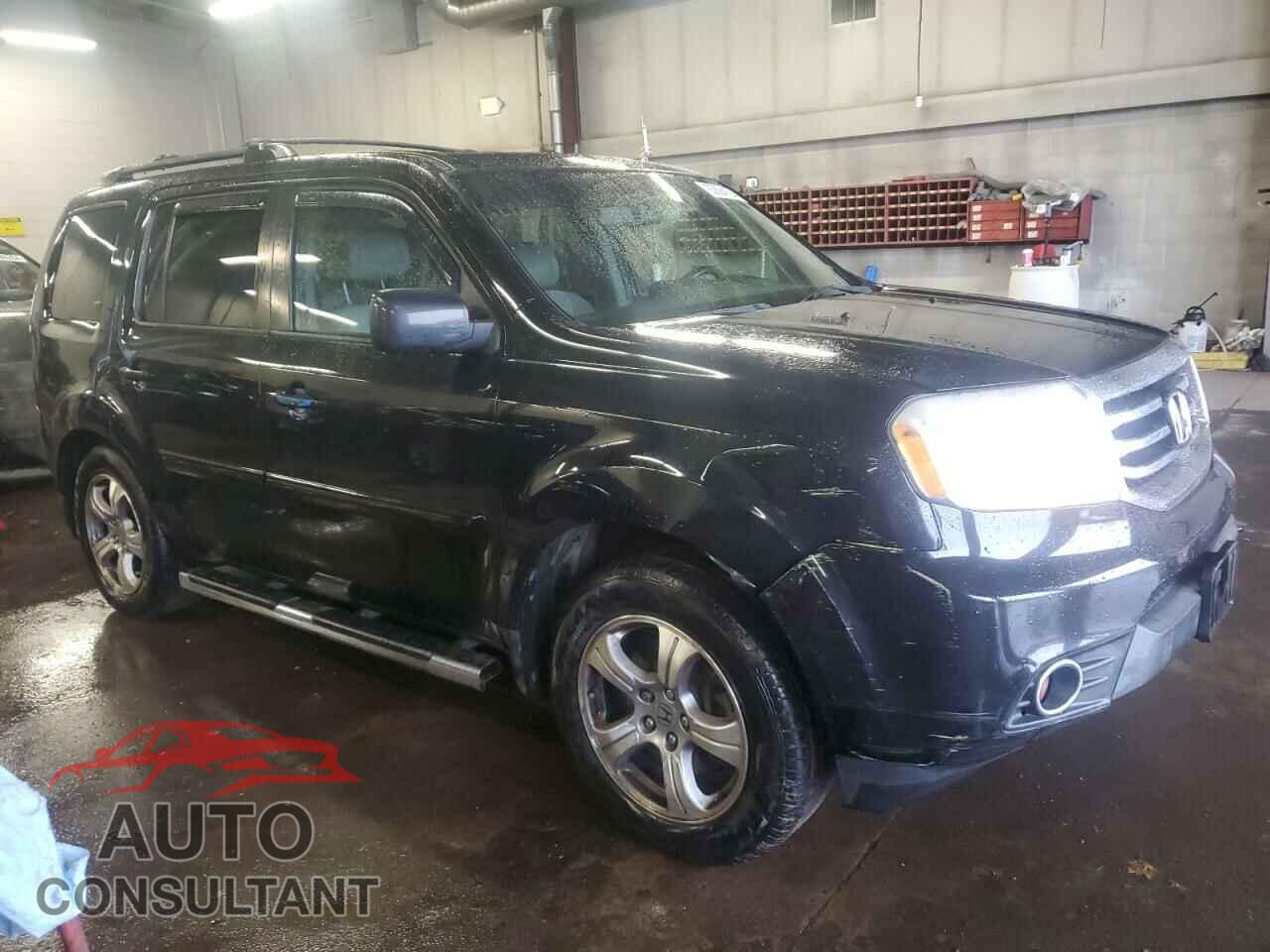 HONDA PILOT 2013 - 5FNYF4H5XDB040781