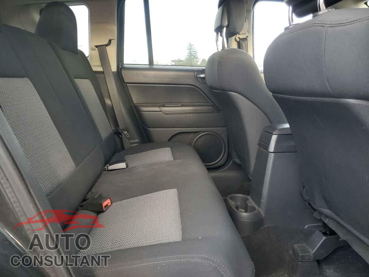 JEEP COMPASS 2010 - 1J4NF1FB0AD675869