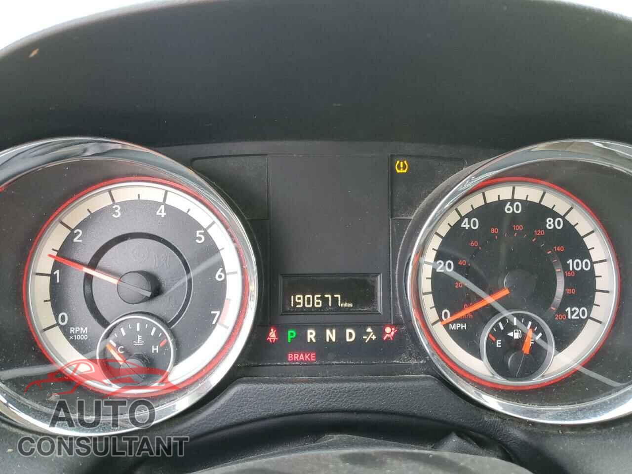 DODGE CARAVAN 2014 - 2C4RDGCG8ER153154