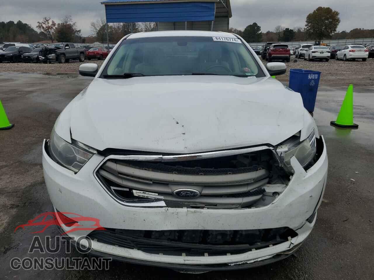 FORD TAURUS 2014 - 1FAHP2E82EG115941