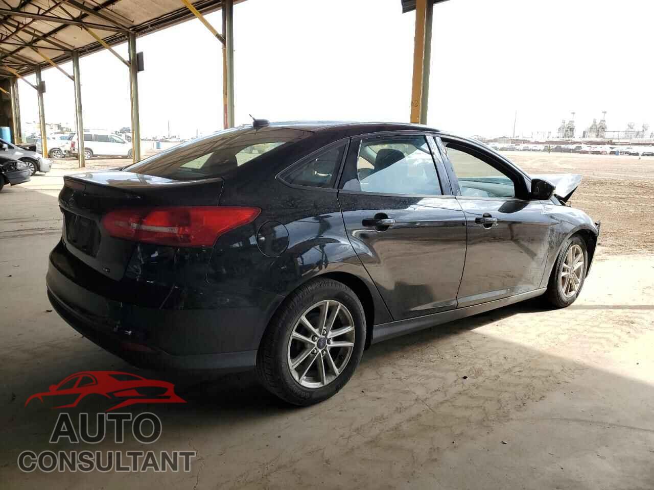 FORD FOCUS 2017 - 1FADP3F28HL313255