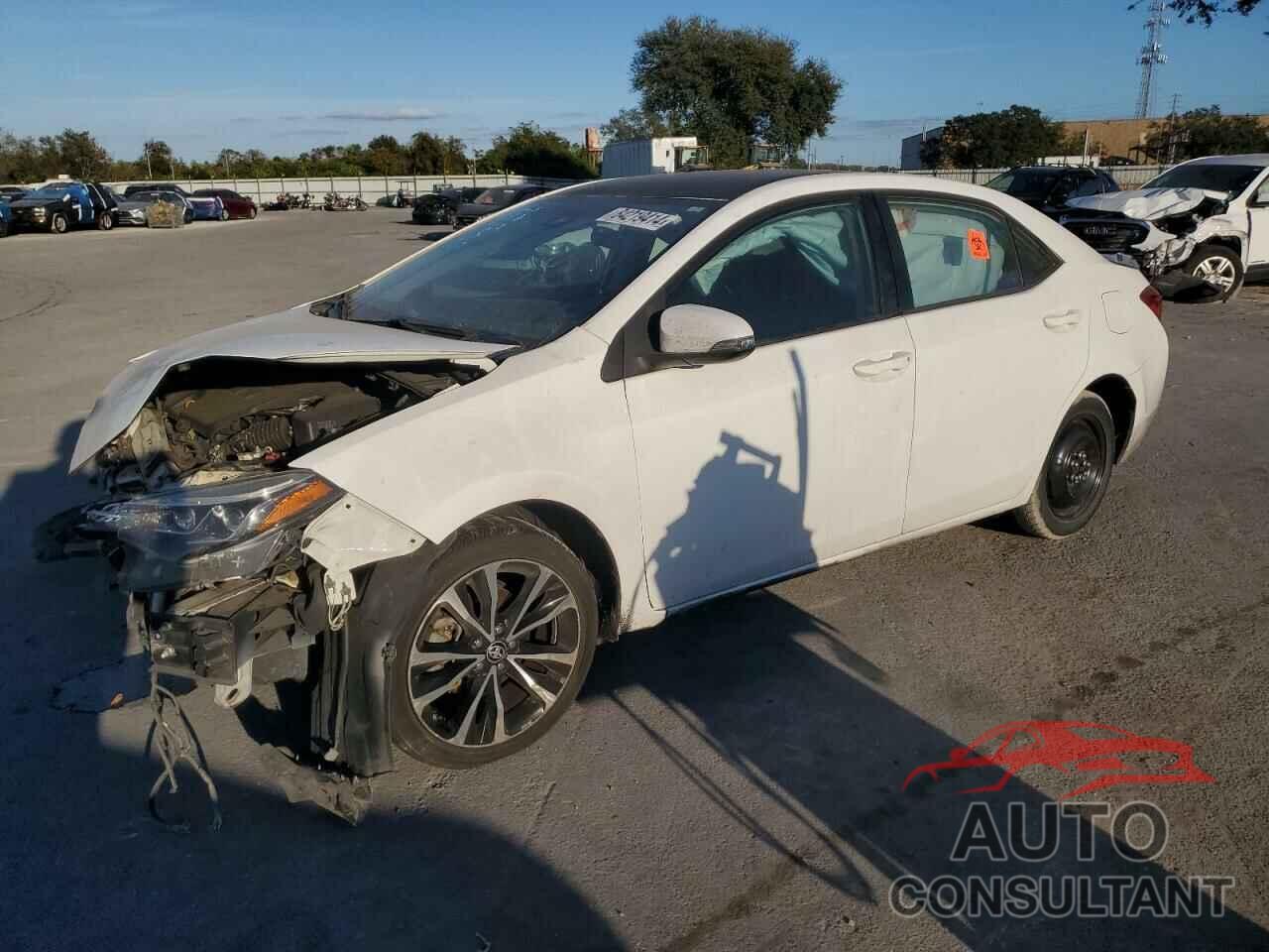 TOYOTA COROLLA 2019 - 5YFBURHE8KP870962
