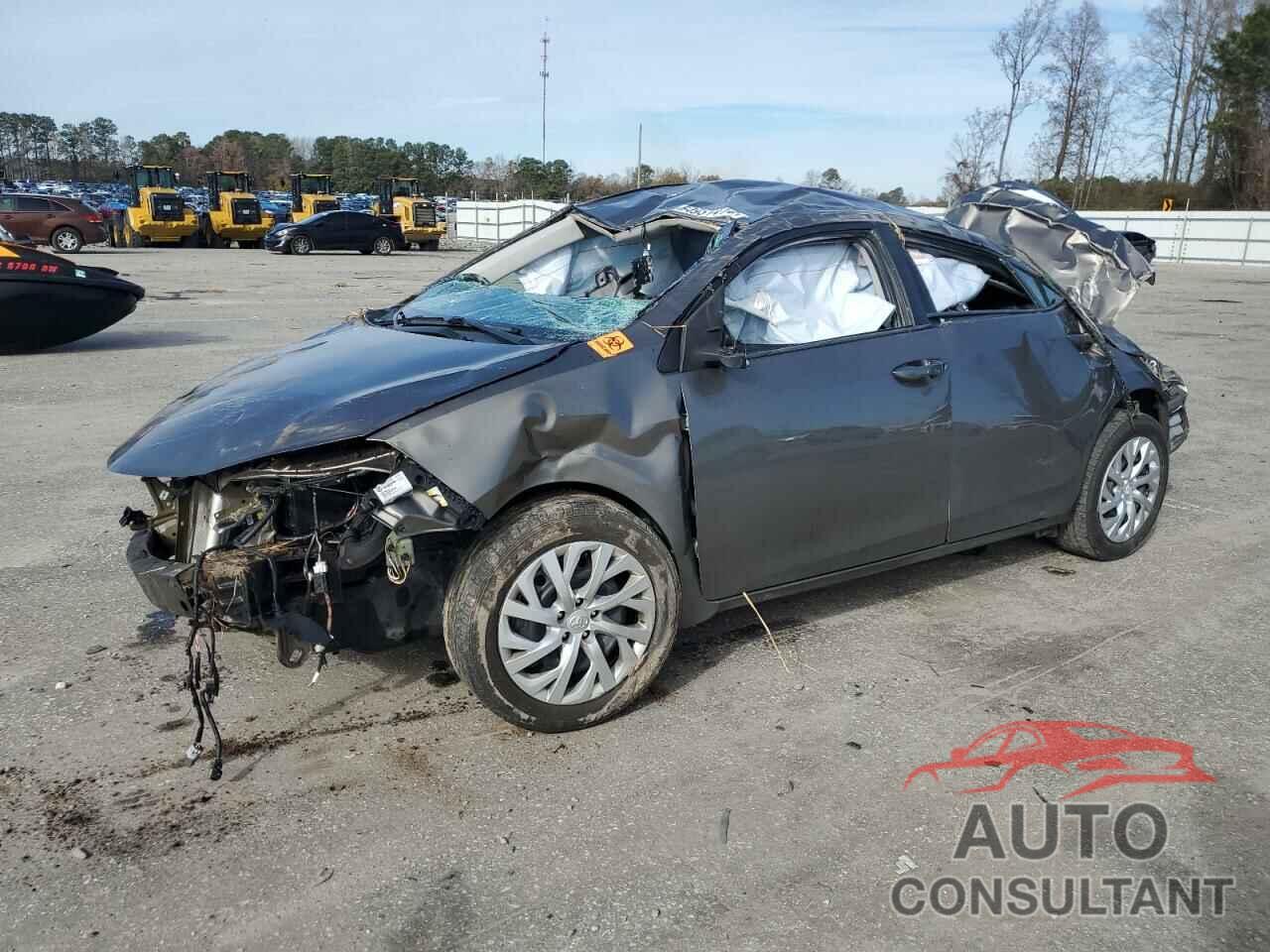 TOYOTA COROLLA 2018 - 5YFBURHEXJP823575
