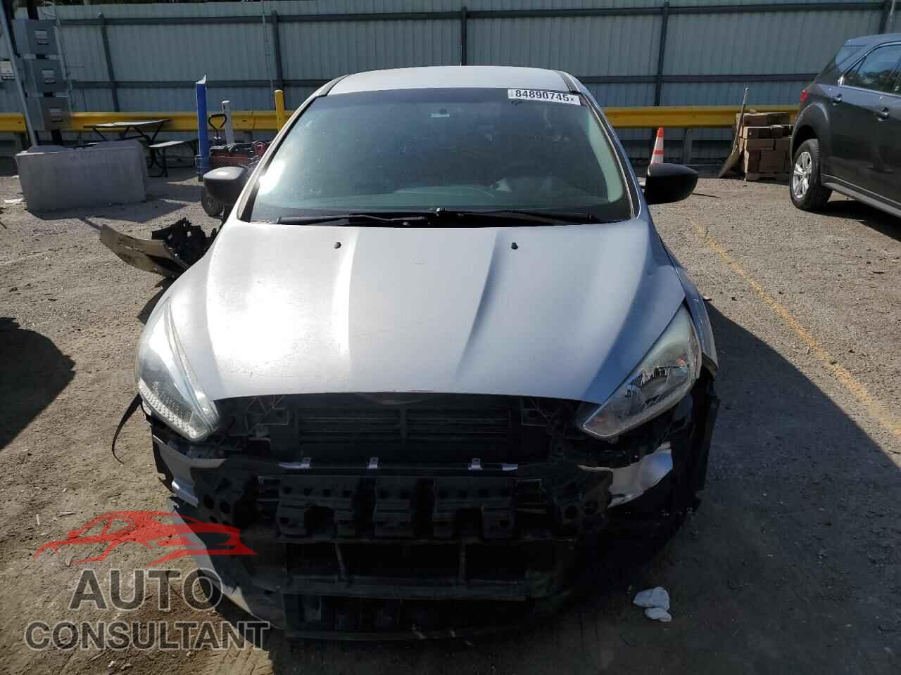 FORD FOCUS 2015 - 1FADP3E27FL275015