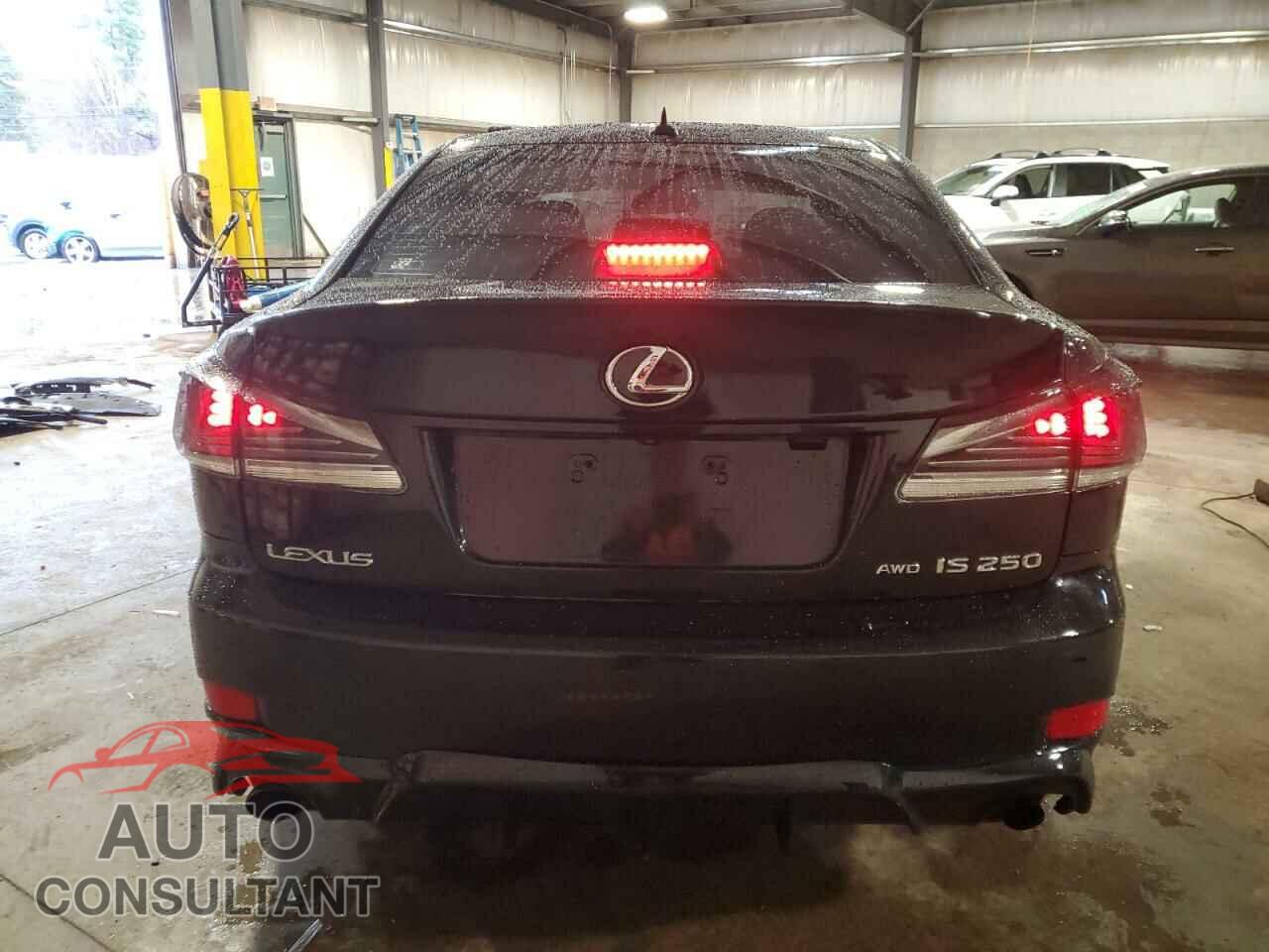 LEXUS IS 2010 - JTHCF5C22A5044347