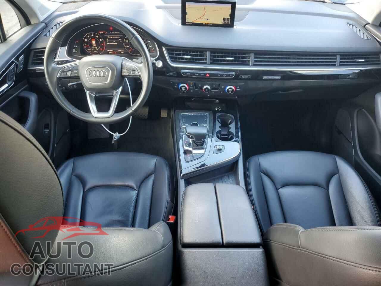 AUDI Q7 2018 - WA1LAAF73JD016296
