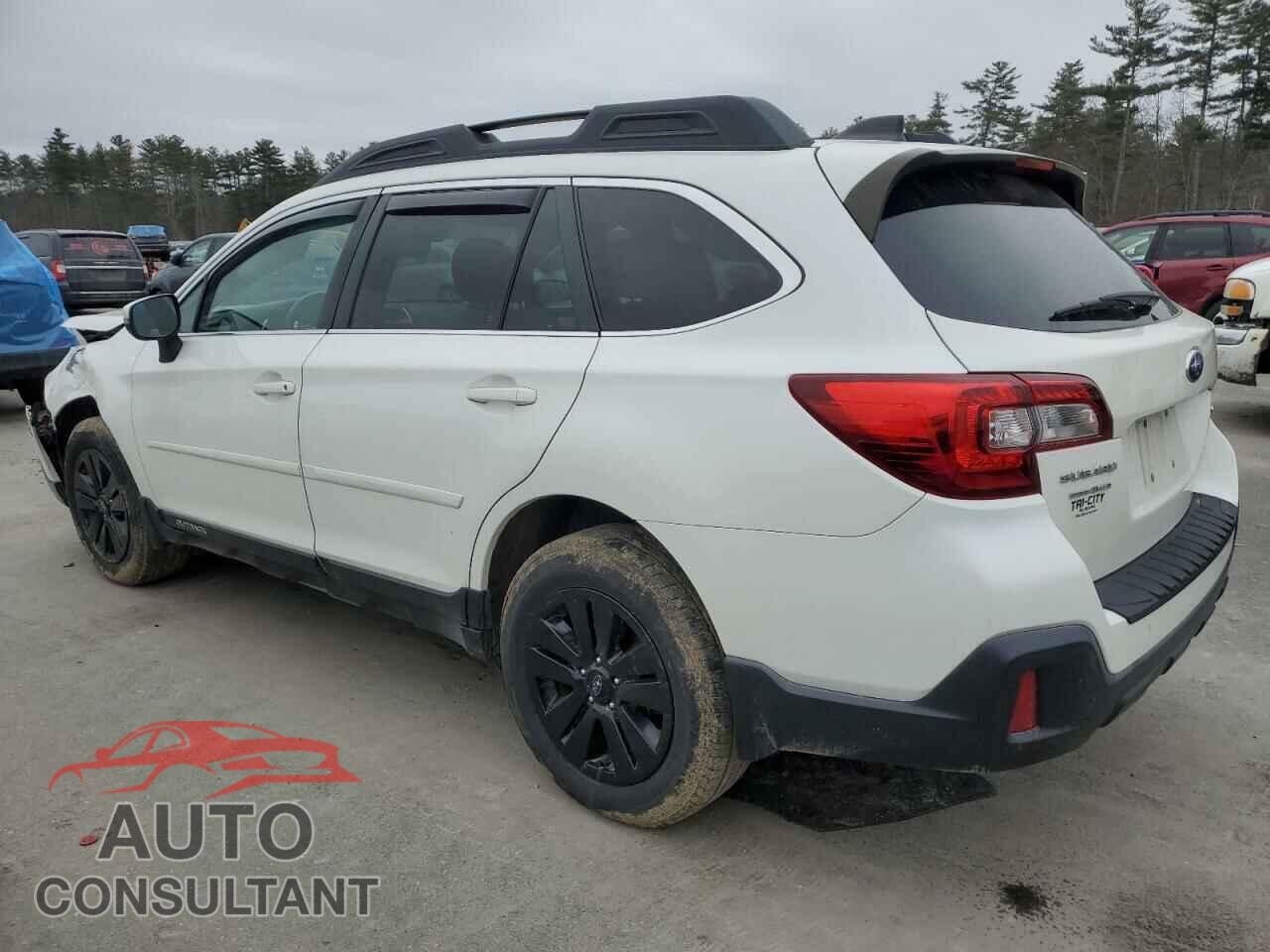 SUBARU OUTBACK 2018 - 4S4BSAFC3J3300055