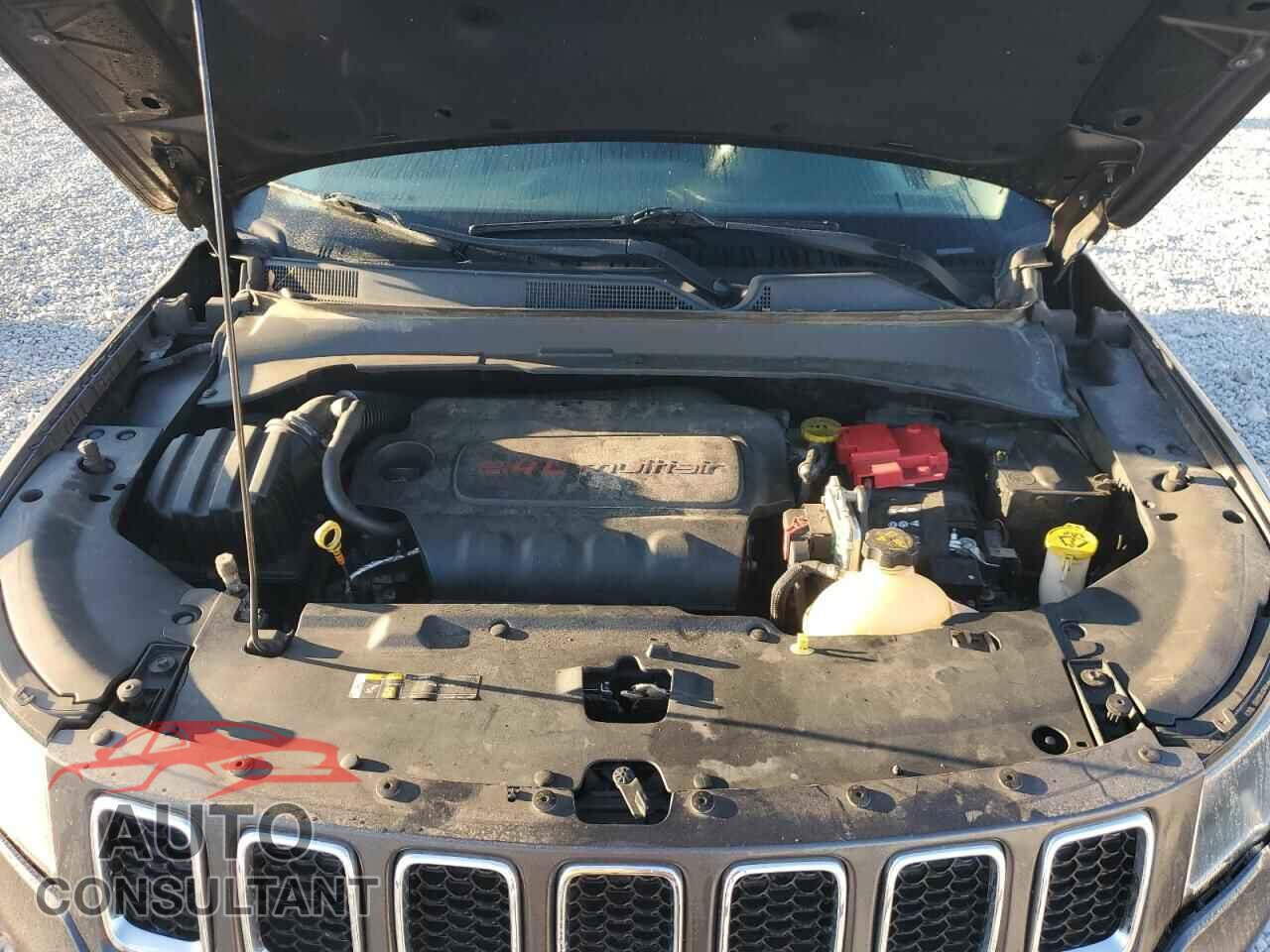 JEEP COMPASS 2019 - 3C4NJDBB4KT839647