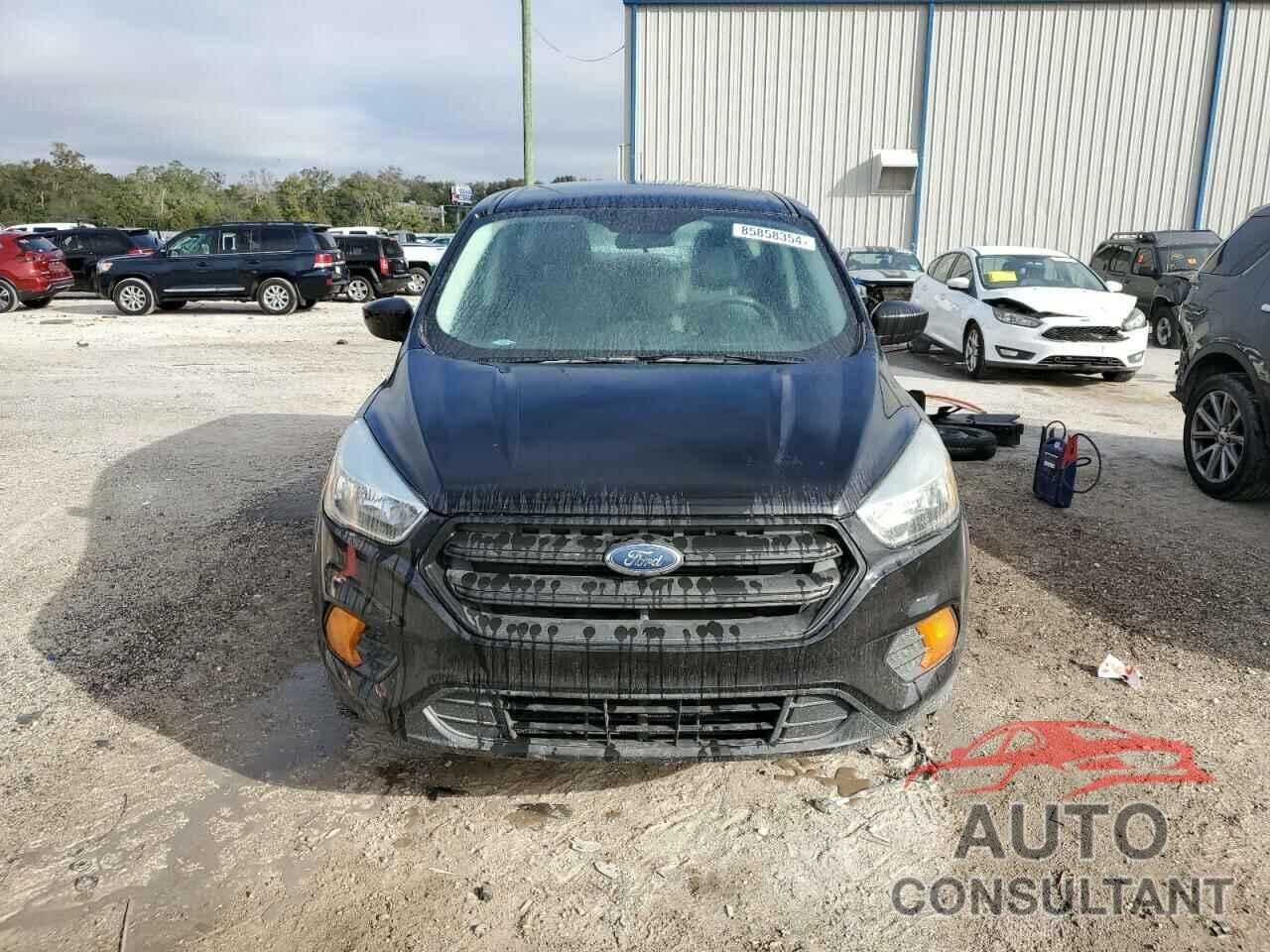FORD ESCAPE 2017 - 1FMCU0F73HUB22745
