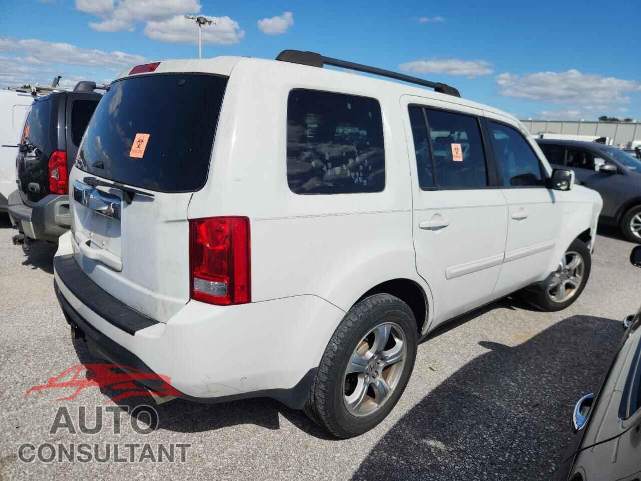 HONDA PILOT 2013 - 5FNYF3H45DB040852