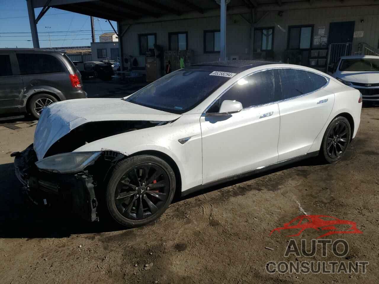 TESLA MODEL S 2016 - 5YJSA1E27GF130648