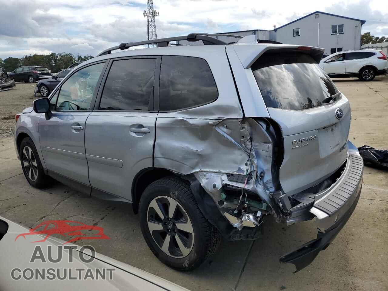SUBARU FORESTER 2017 - JF2SJAGC6HH570031