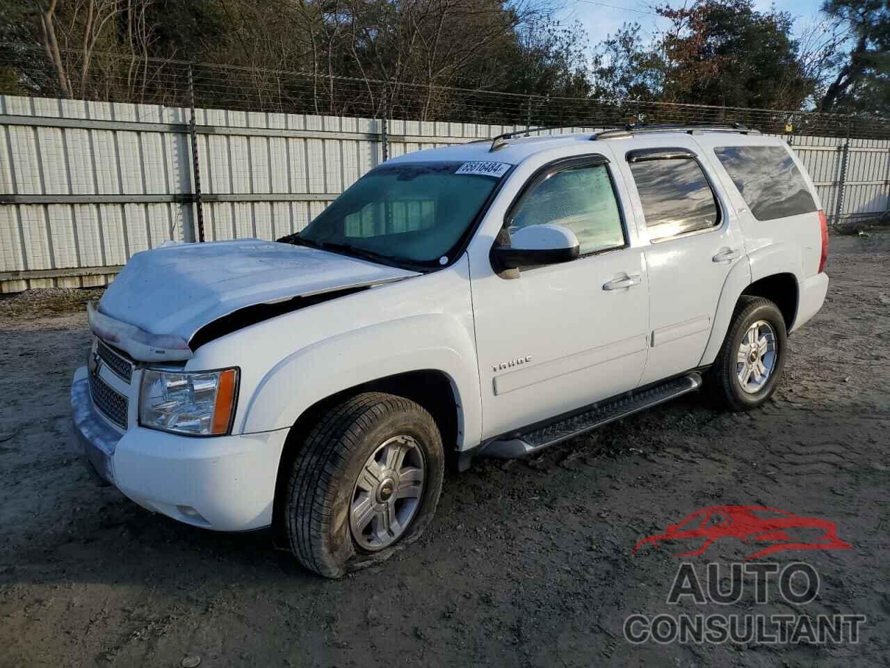 CHEVROLET TAHOE 2011 - 1GNSKBE08BR228633