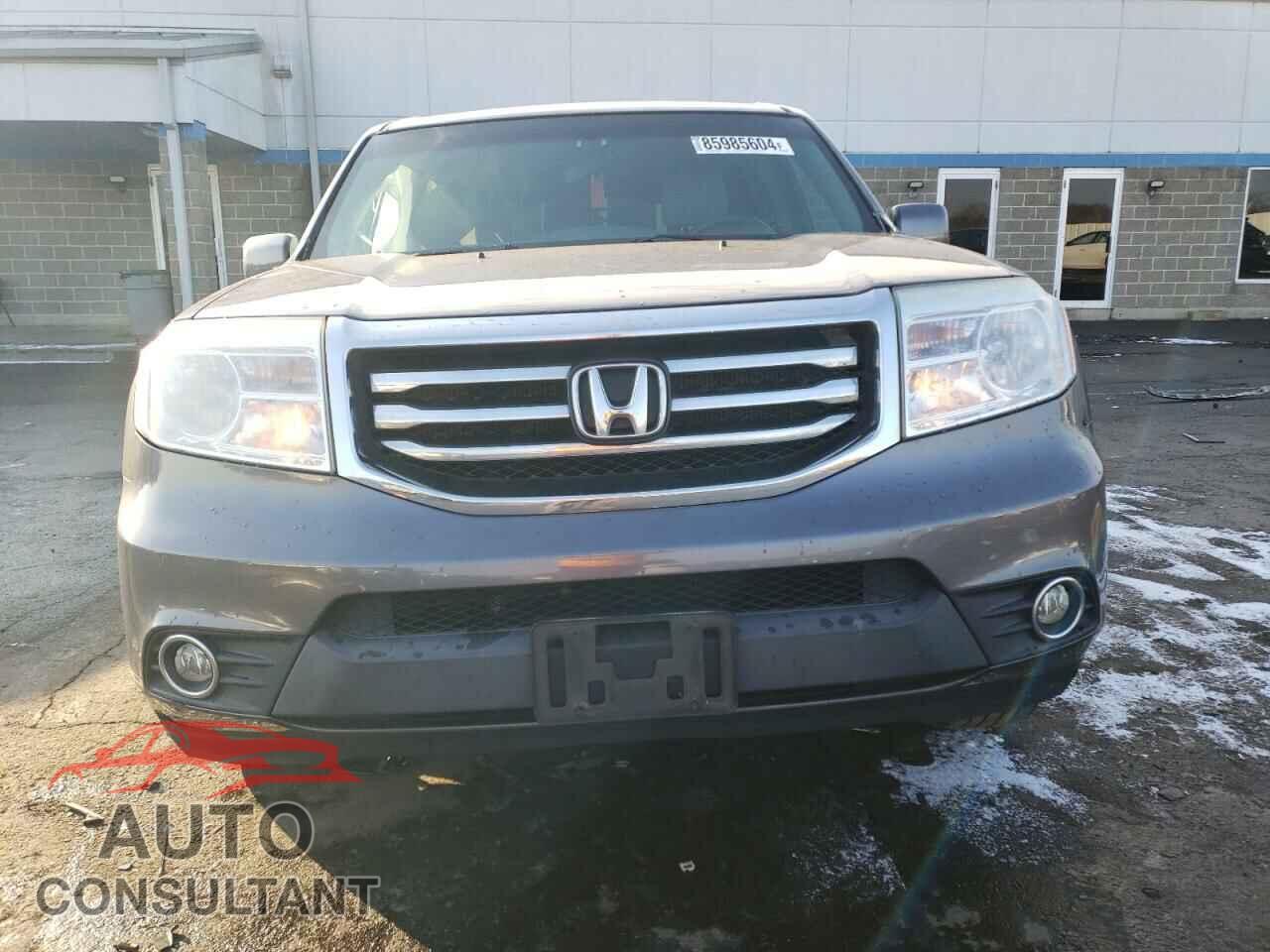 HONDA PILOT 2015 - 5FNYF4H40FB029539