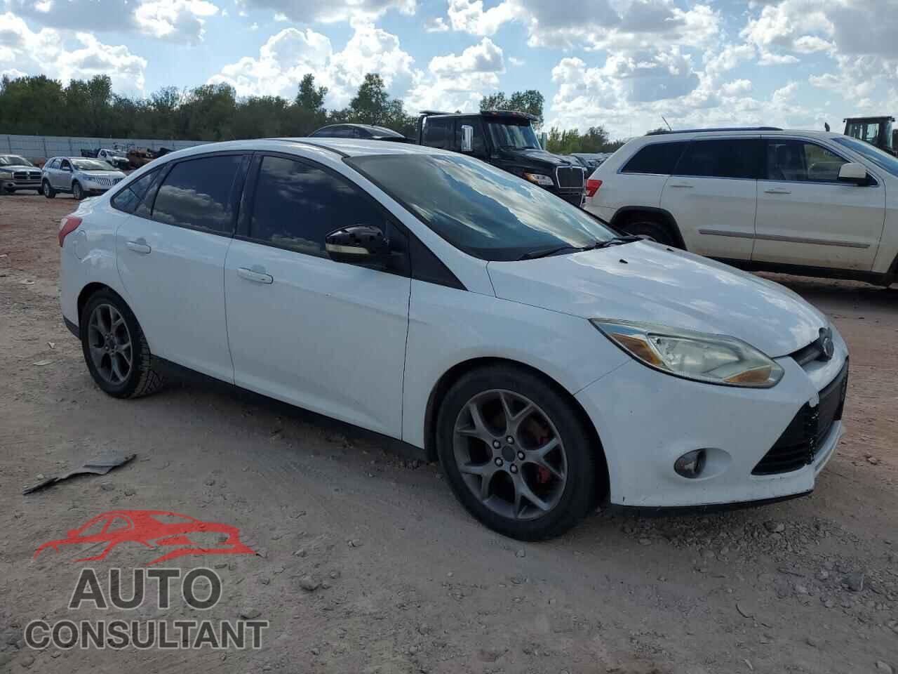 FORD FOCUS 2014 - 1FADP3F28EL163868