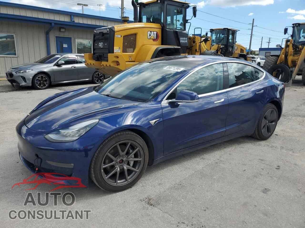TESLA MODEL 3 2018 - 5YJ3E1EB5JF115405