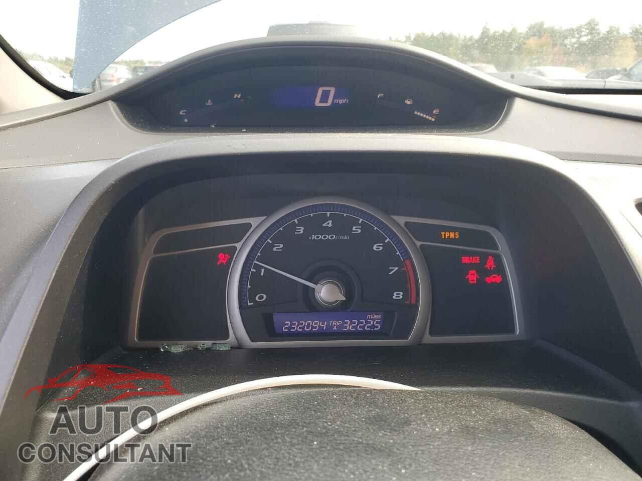HONDA CIVIC 2011 - 19XFA1E30BE015382