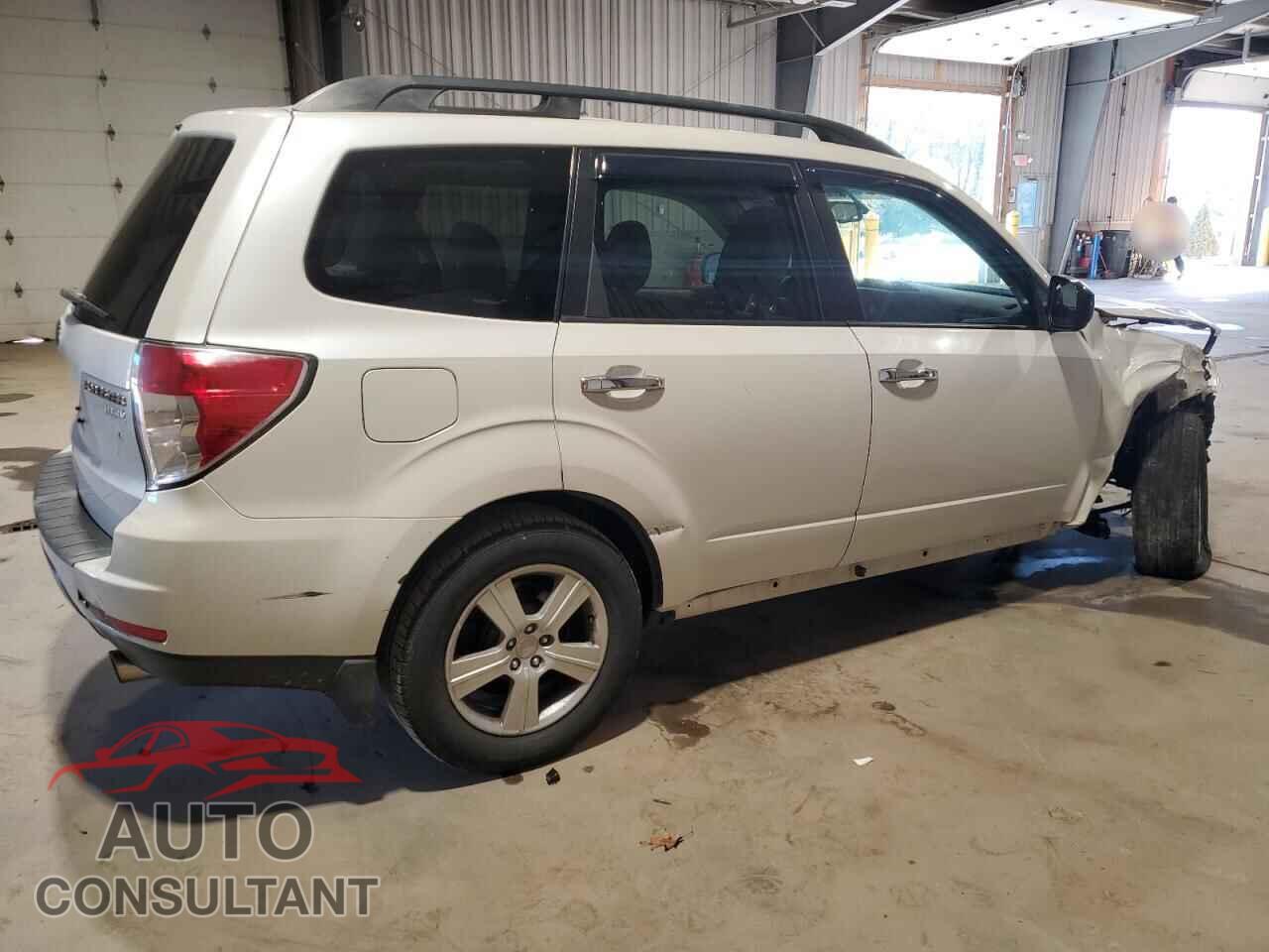 SUBARU FORESTER 2011 - JF2SHADC3BH750008