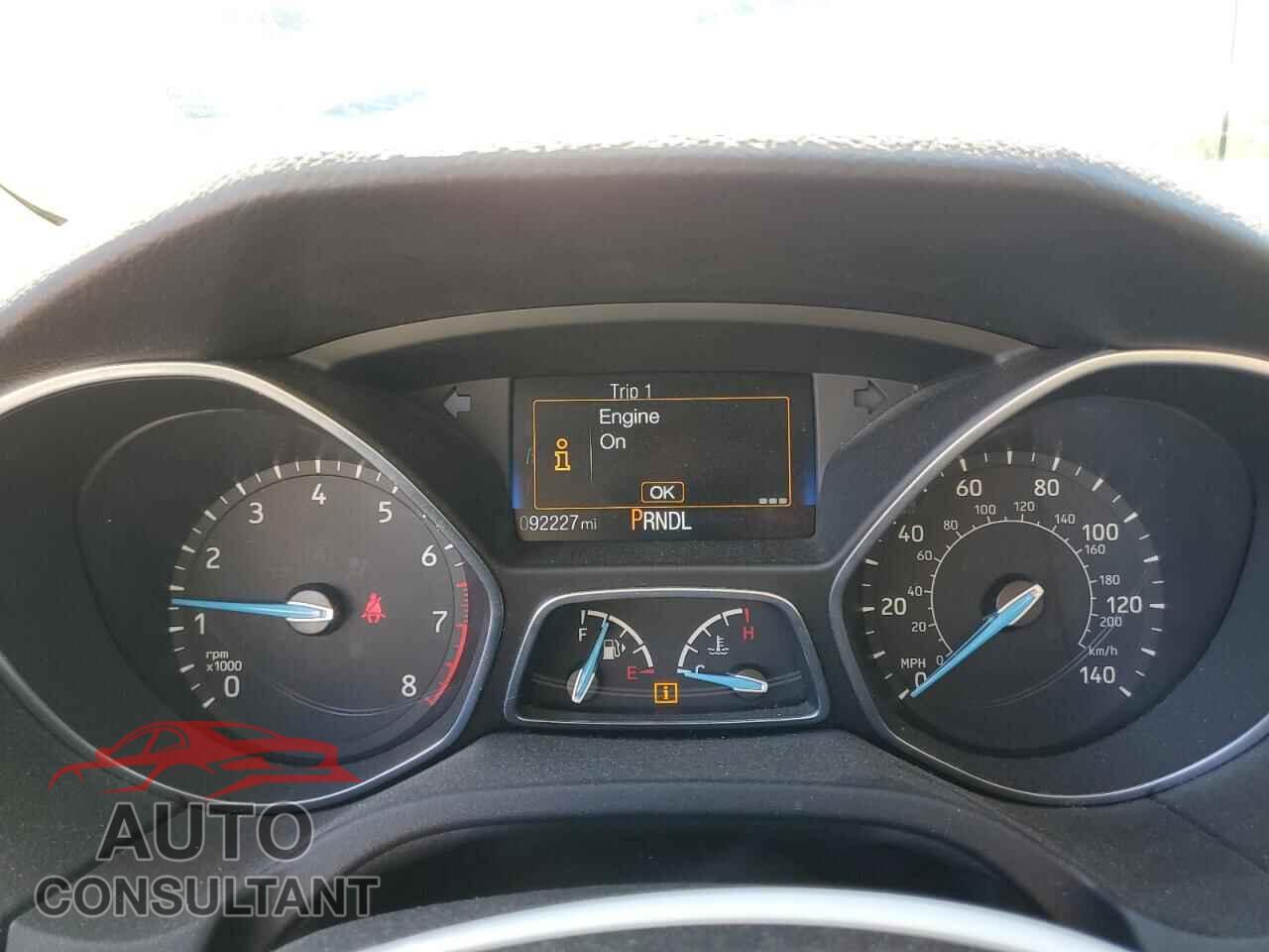 FORD FOCUS 2017 - 1FADP3E27HL218624