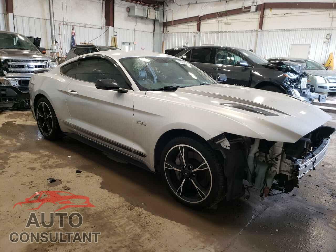 FORD MUSTANG 2017 - 1FA6P8CFXH5301836