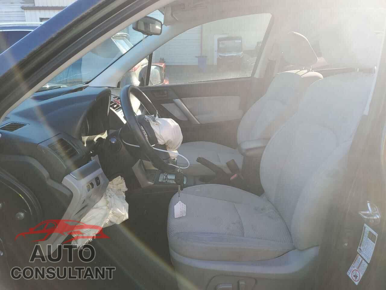 SUBARU FORESTER 2014 - JF2SJAEC7EH445182