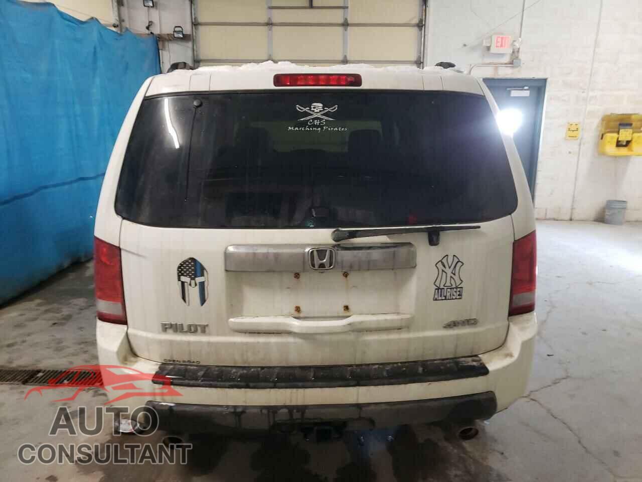 HONDA PILOT 2011 - 5FNYF4H73BB094647