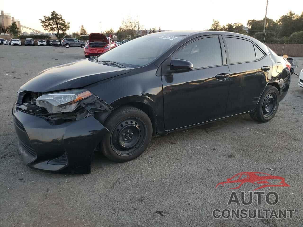 TOYOTA COROLLA 2018 - 5YFBURHE1JP818653