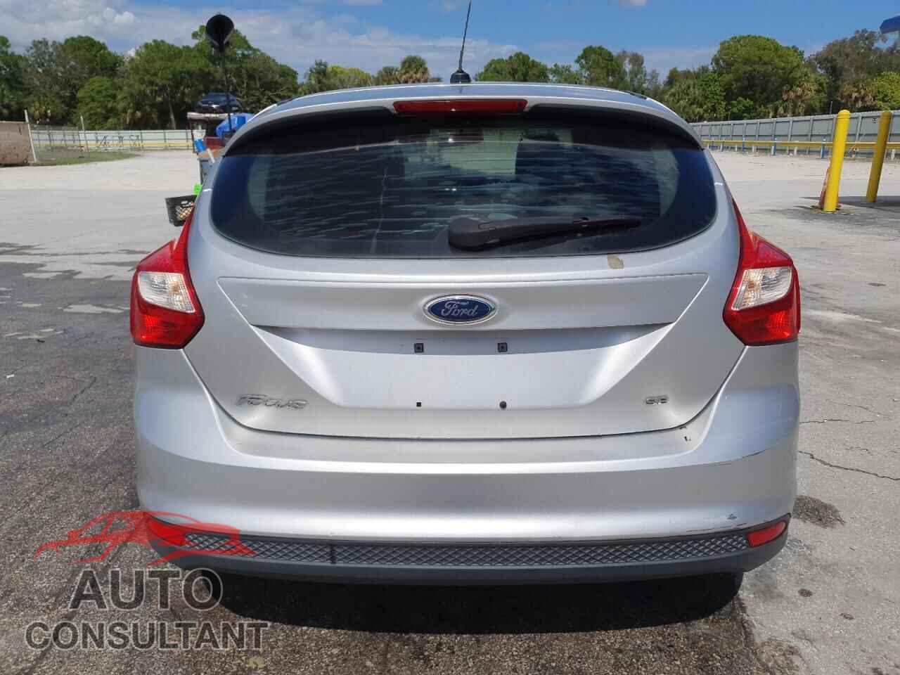 FORD FOCUS 2012 - 1FAHP3K21CL182234