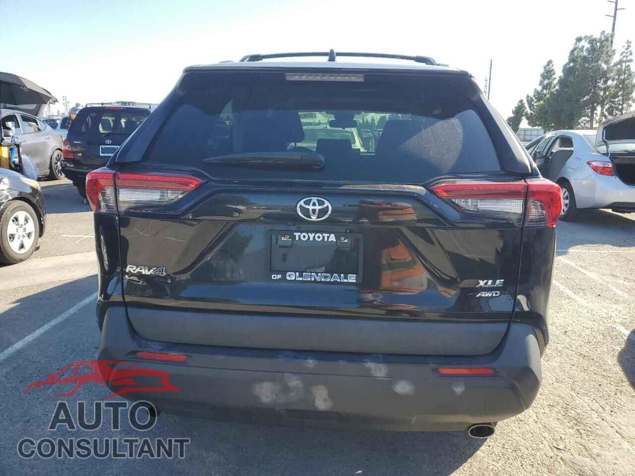 TOYOTA RAV4 2019 - JTMP1RFV4KD008424