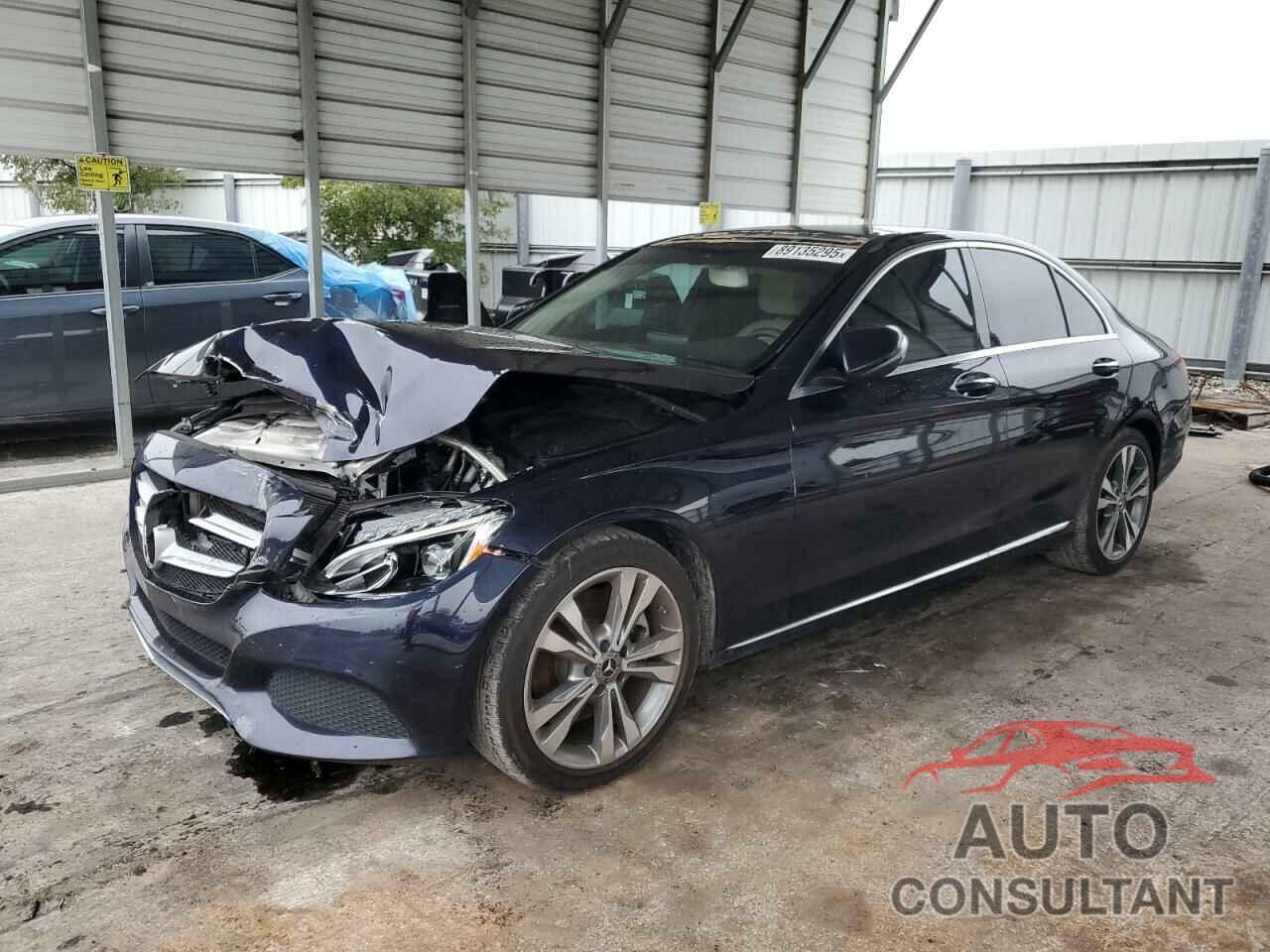 MERCEDES-BENZ C-CLASS 2018 - 55SWF4JB8JU276332