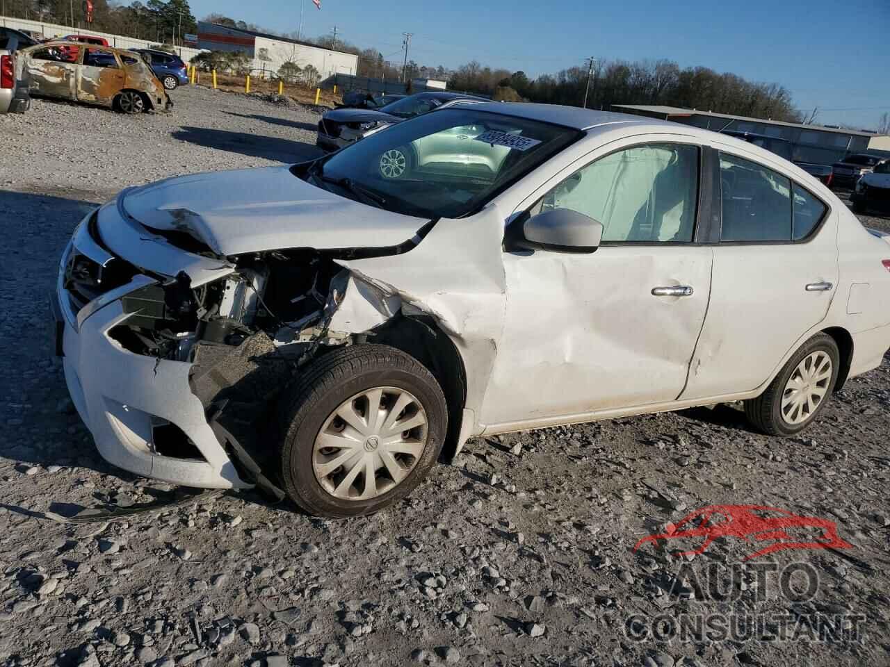 NISSAN VERSA 2017 - 3N1CN7AP0HK468918