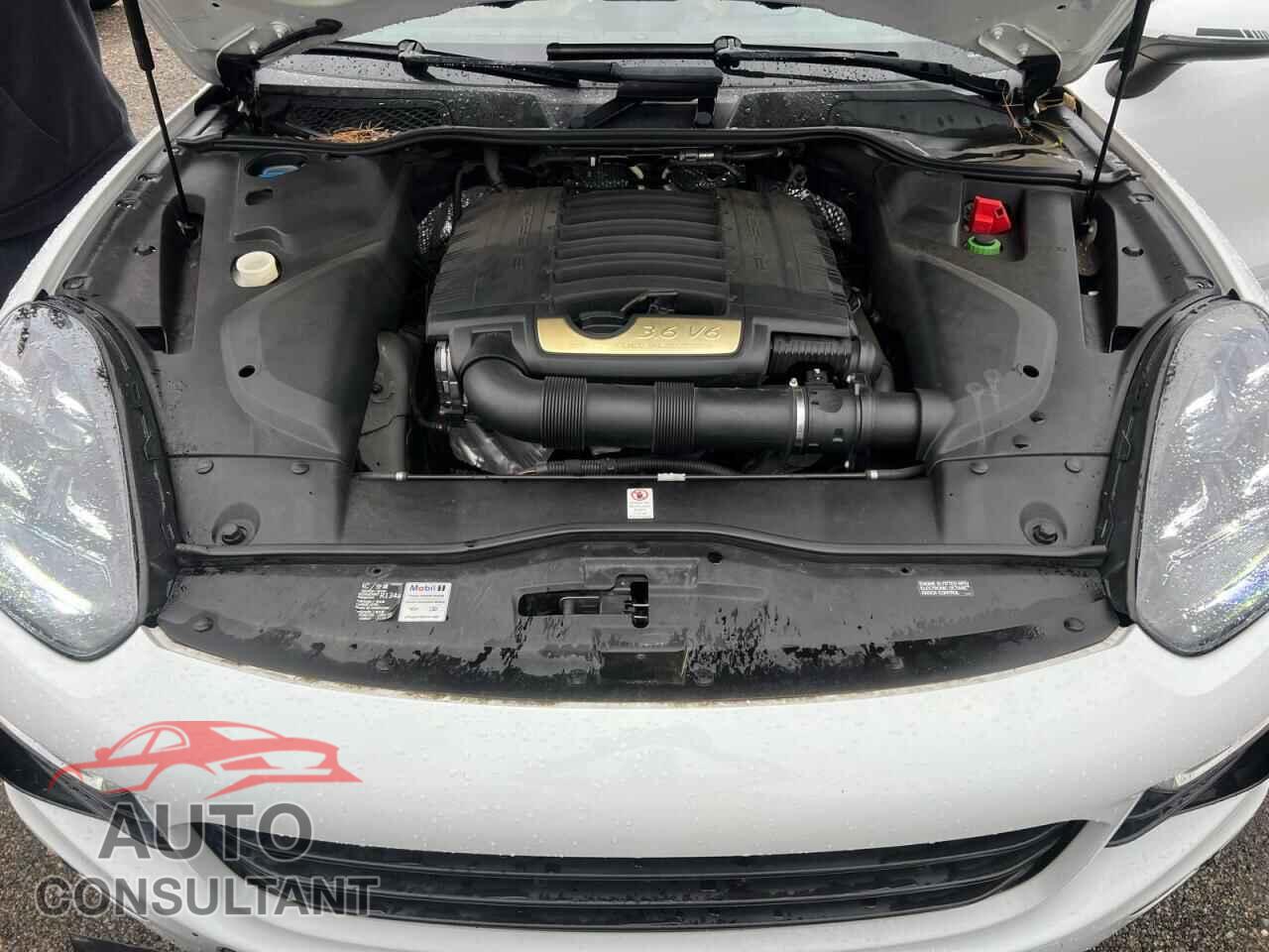 PORSCHE CAYENNE 2016 - WP1AA2A26GLA08205