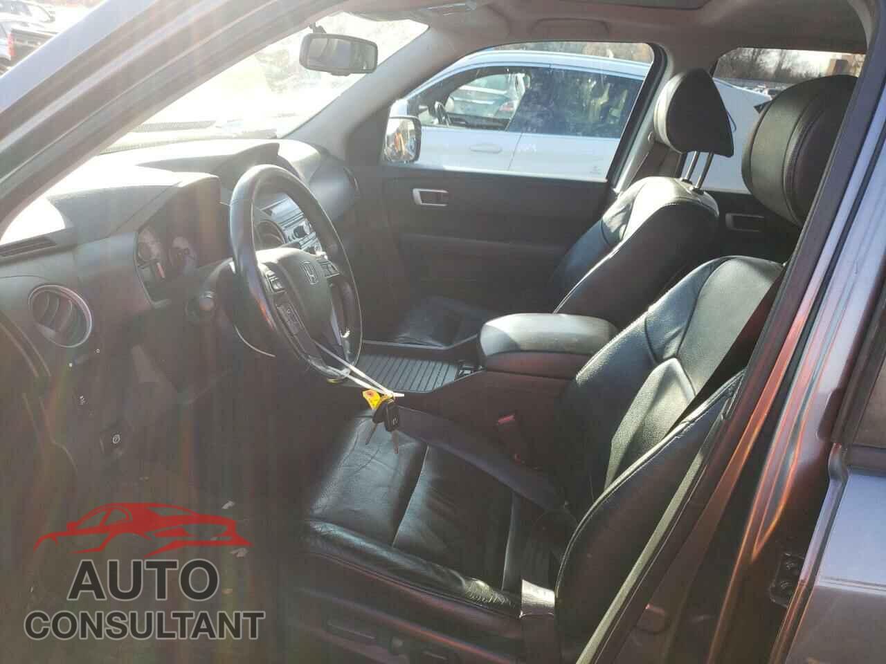 HONDA PILOT 2014 - 5FNYF4H56EB019654