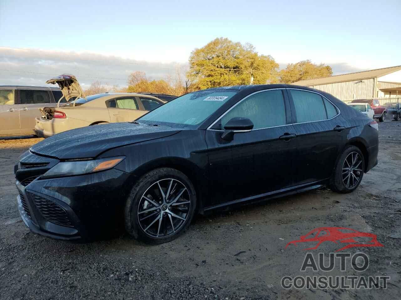 TOYOTA CAMRY 2022 - 4T1G11AK7NU075677