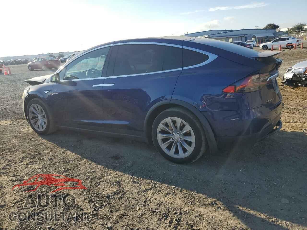 TESLA MODEL X 2016 - 5YJXCBE26GF011852