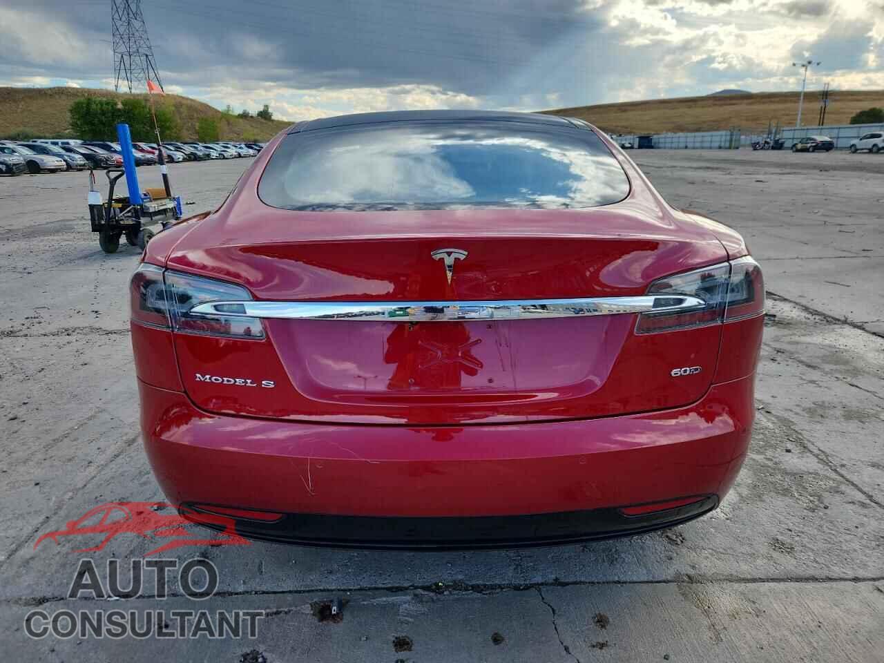 TESLA MODEL S 2016 - 5YJSA1E24GF152705