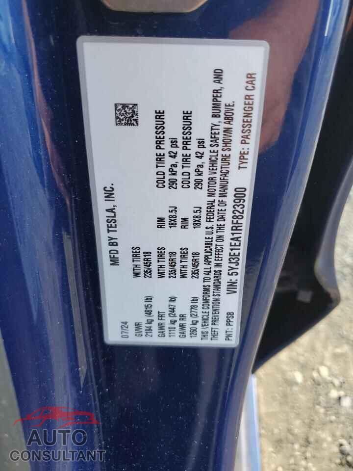 TESLA MODEL 3 2024 - 5YJ3E1EA1RF823900