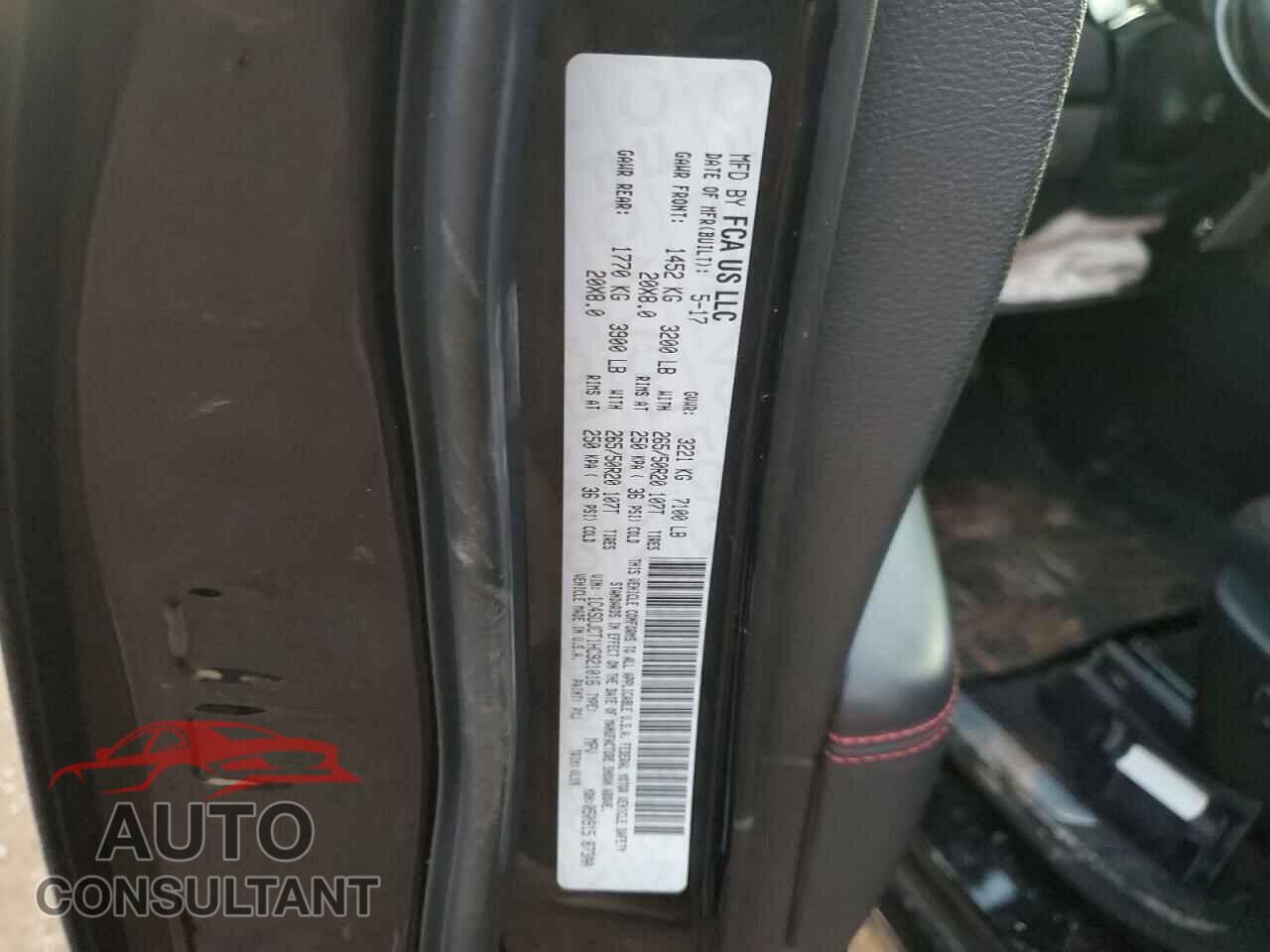 DODGE DURANGO 2017 - 1C4SDJCT1HC921016