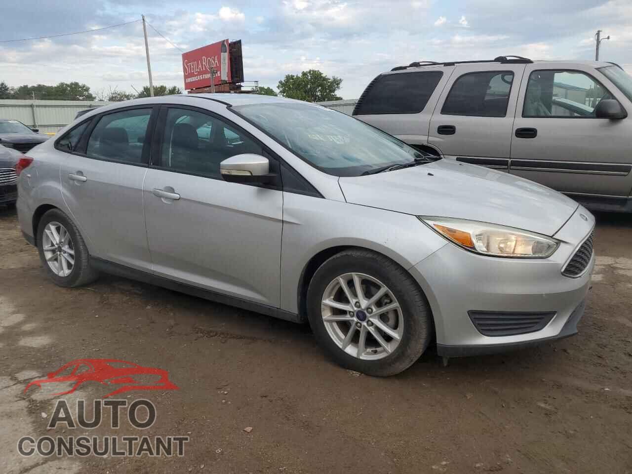 FORD FOCUS 2016 - 1FADP3F23GL365701